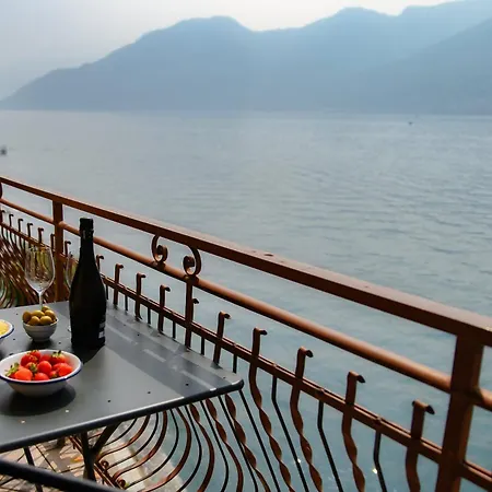 Grace With Jacuzzi Wonderful Lakefront View